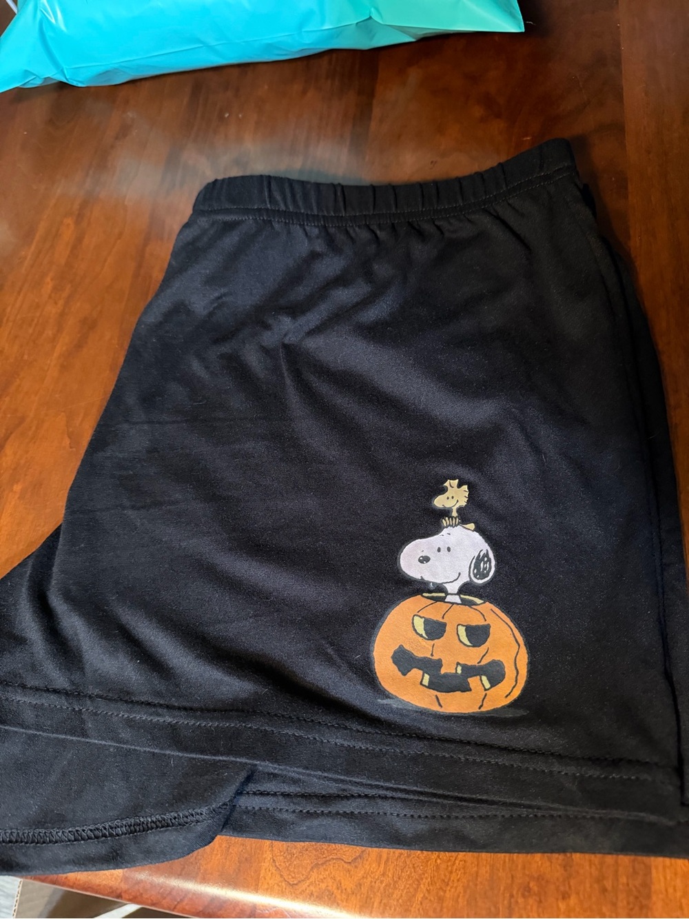 Peanuts Snoopy Halloween Black Women’s Shorts